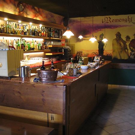 Hotel Cristina San Rocco di Piegara エクステリア 写真